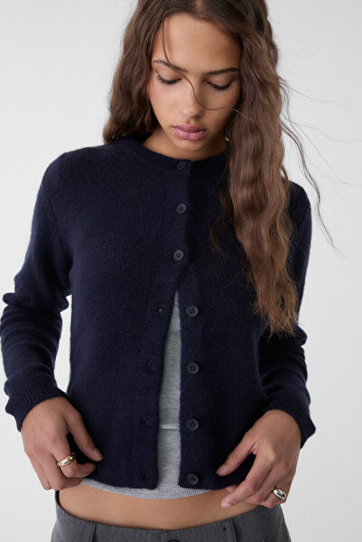 Stradivarius Düğmeli triko hırka