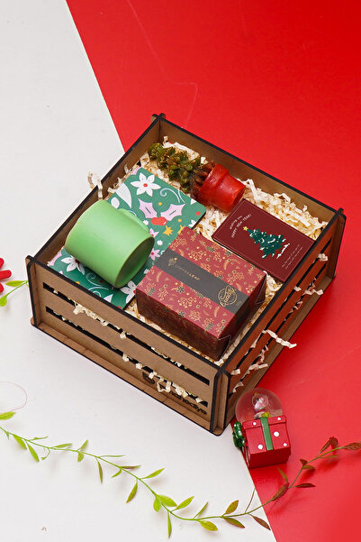 TrendHediye Yılbaşı Yeni Yıl Hediye Seti Fincan Takımı, Türk Kahvesi, Mum Magnet Hediye Seti