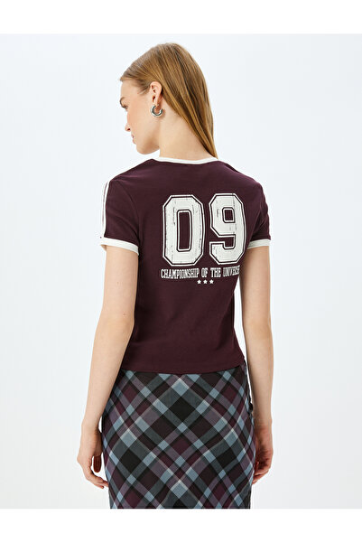 Koton Βαμβακερό μπλουζάκι με κοντό μανίκι με λαιμόκοψη με στάμπα στην πλάτη