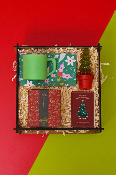 TrendHediye Yılbaşı Yeni Yıl Hediye Seti Fincan Takımı, Türk Kahvesi, Mum Magnet Hediye Seti