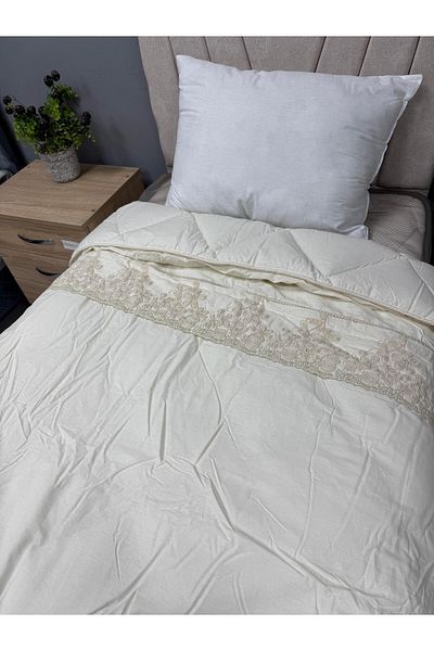 Clasy 100% Cotton Ranforce Single Quilt Double Sided Cream Plain Patterned Quilted