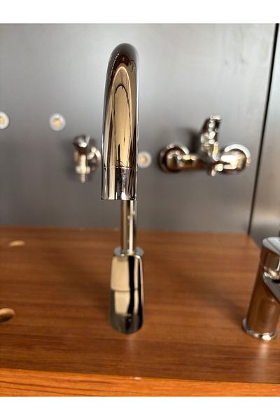 KALE Tandem Kitchen Faucet