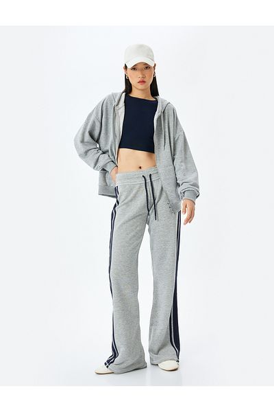 Koton Zippered Kangaroo Pocket Oversize Hooded Sweatshirt