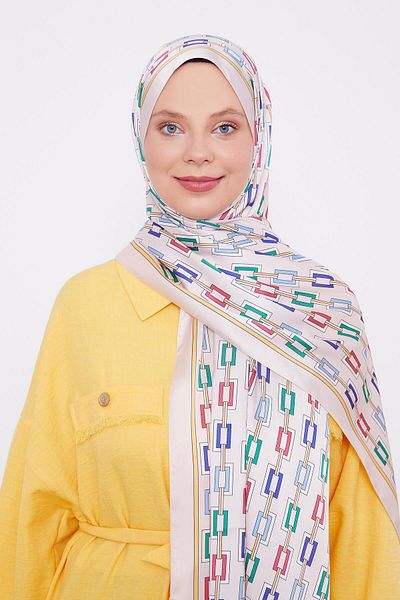 Levidor Kitten Square Chain Pattern Angel Shawl