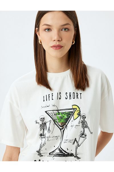 Koton Slogan Printed Crew Neck Short Sleeve Comfortable Fit T-Shirt