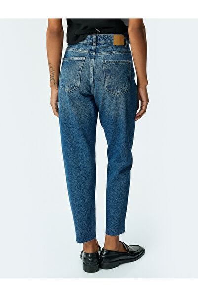 Koton Mom Jean-Vysoký pas Pohodlný střih Dark Indigo Dámské Jean Kalhoty 5SAL40046MD