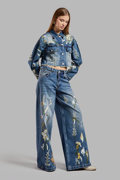 its basic Blugi de damă Culoare 2S575 Denim largi cu broderie florală