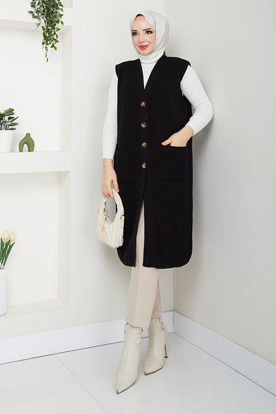 Pamuk Butik Women's Pocketed Button Closure Knitwear Vest