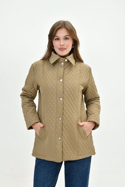 Butik Дамско ватирано палто с подплата и копчета отпред, големи размери