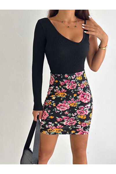 YUSUF CAN KARATAŞ KARATAŞ GİYİM Fusta mini de damă cu model floral cu talie elastică din țesătură interlock Lungime sezonieră 50 cm