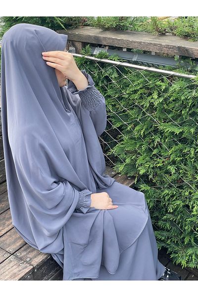 ZÜMHA Gray Needle and Veil Afghan Set