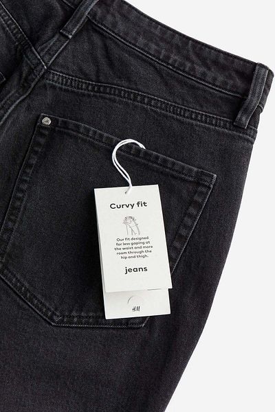 H&M بنطال جينز ضيق وطويل بقصّة Petite Fit