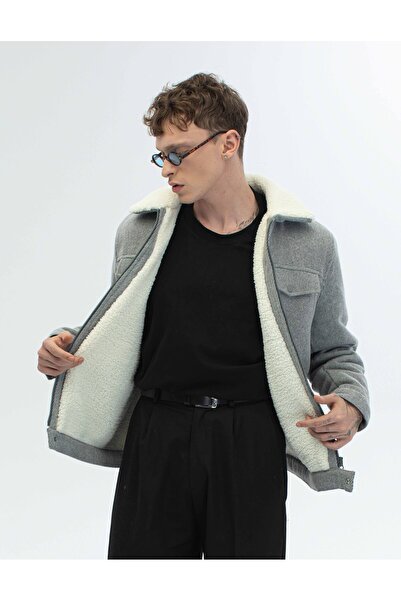 ABOUT US ЯКА І ВНУТРІШНЯ ЧАСТИНА З ПЛЮШОВИМ ДЕТАЛЬНИМ ВЗОРЦЕМ, РЕГУЛЯРНА КРОЙ