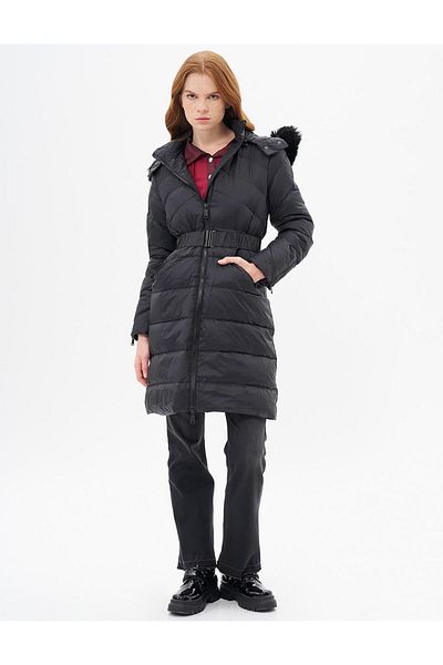 Kayra Zippered Pocket Detailed Goose down Coat Black