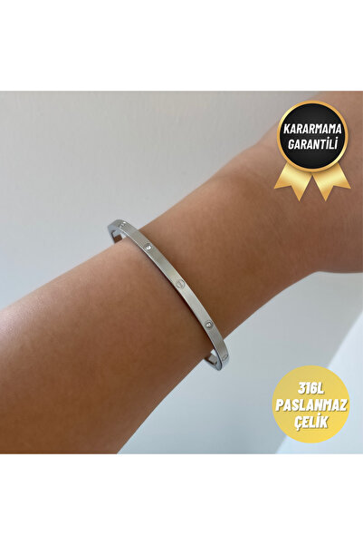 nerora سوار من الفولاذ المقاوم للصدأ بحجر فضي ناعم (مضمونة ضد التشويه)