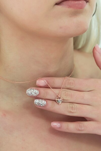 Nereze Kadın Rose Gold 925 Ayar Şık Tasarım Mistik Topaz Taşlı Gümüş Kolye