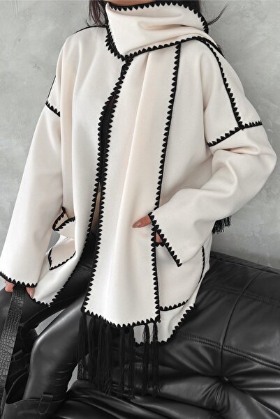 FEMELLE Women's Ecru Standard Size Double Pocket Shepherd Stitching Premium Stamp Kimono with Shawl Accessories