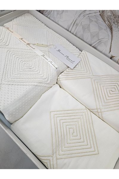 KÜBRAHOME'S Bonne Masıon Pleated Bedding Set
