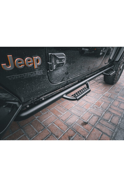 American Off Road Jeep Wrangler JL 4DR 18-24 Side Steps, Nerf Bars, Stealth Edition