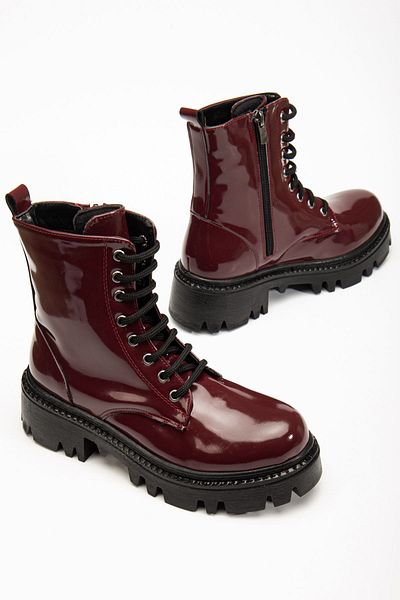 infon shoes creation 868-356 Бордо червени лачени кожени ежедневни ботуши с връзки и цип