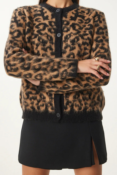 Trade Bazaar Cardigan tricotat cu barbă scurtă cu model leopard pentru femei