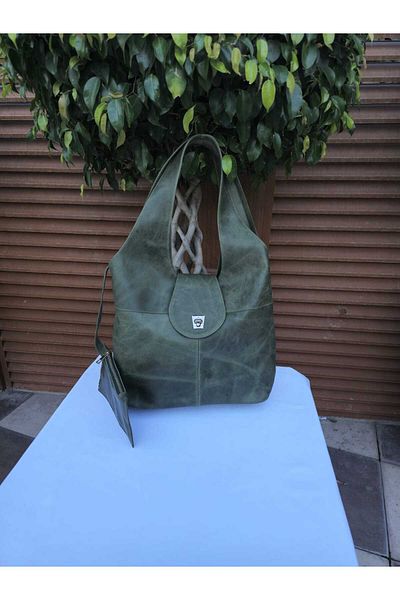 Veskemann Randy Genuine Leather Antique Green Shoulder Bag with Cover