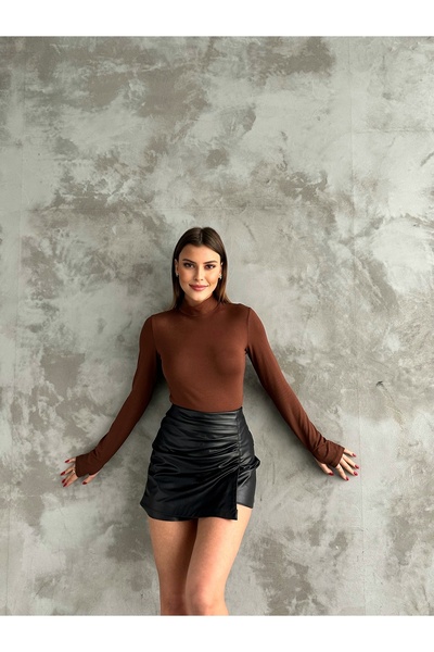 modazoom Γυναικείο κορμάκι με λεπτομέρεια σε καφέ χρώμα