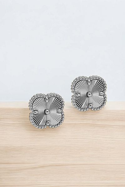 Çlk Accessories Steel Laser Cut Clover Earrings