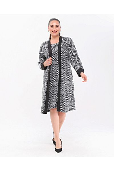 Şirin Butik فستان سهرة نسائي أسود كبير الحجم منقوش من قطعة واحدة