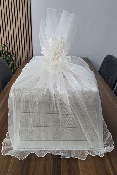 İnciShop Satin Engagement Bundle - Embroidered with Roses and Ornaments, with Dowry - 50X40