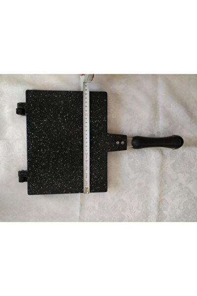 TAŞHAN Taşhan Maxi Lüx Bakalit Saplı Ocak Üstü Döküm Tost Makinesi