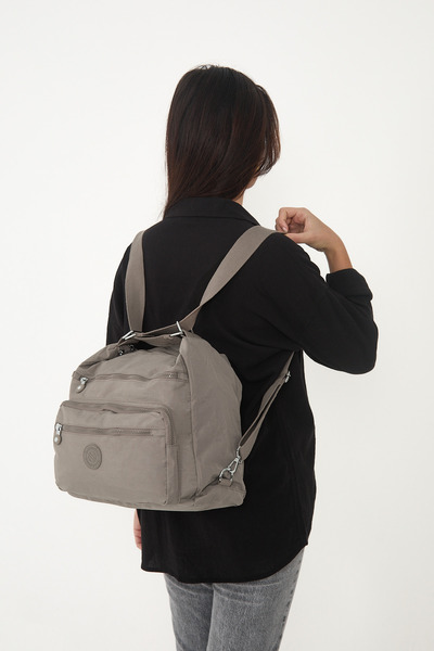 YOGII Sebe Model Семиочна регульована сумка на ремінці, водостійка жіноча сумка через плече та на спину