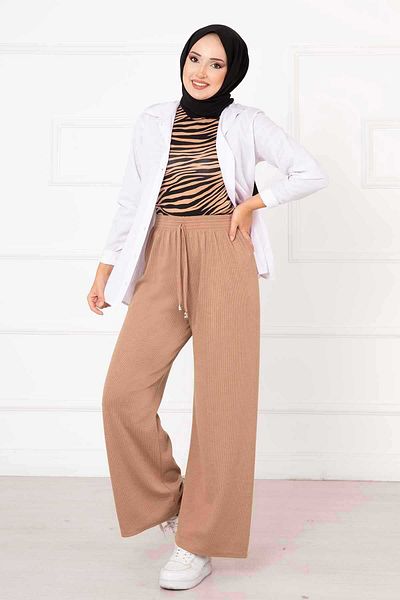 EBRUTESETTÜR Twisted Beaded Pants