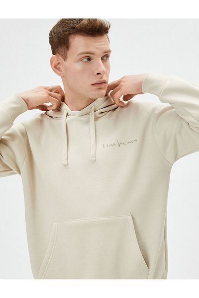 Koton Oversize mikina s kapucí – potisk na zádech, slogan a klokaní kapsa