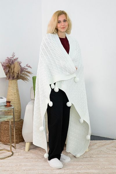 FAVORA Biocotton Knitwear Pompom Knitted TV Blanket - Cream