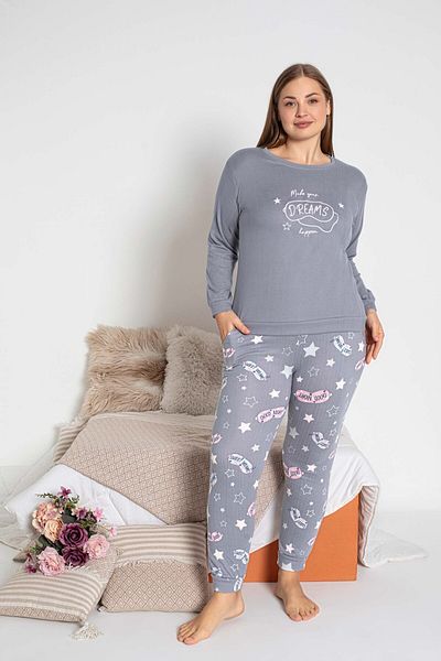 GUAVA+ Women's Plus Size Printed Thermal Long Sleeve Pajamas Set
