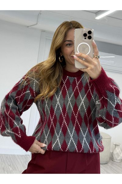 KÜBRA SÖYLEMEZ BOUTİQUE Pulover cu decolteu rotund cu model mini diamant burgundy