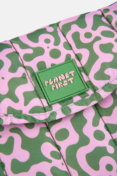 WWF Market حافظة الكمبيوتر المحمول Planet First Puffer - وردي أخضر
