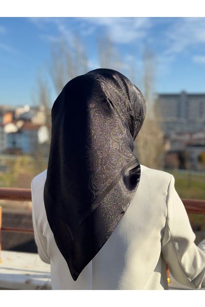 Mısırlı شال جاكار أسود