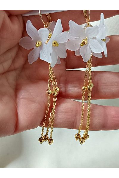 mos&more أقراط نسائية طويلة متدلية باللون الأبيض والذهبي