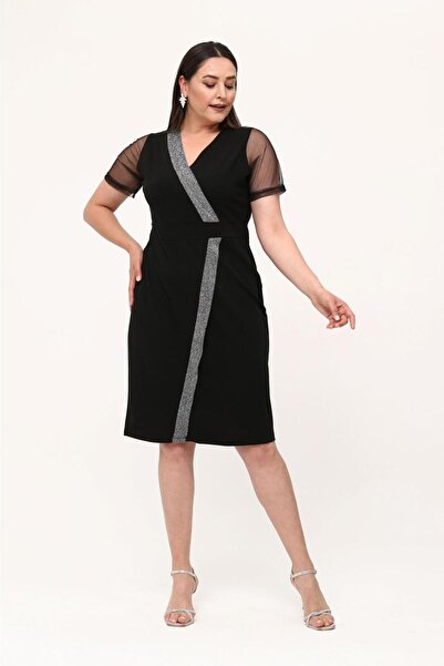 Şirin Butik Women's Black Plus Size Double Breasted Collar Glitter Stripe Detailed Short Sleeve Dress