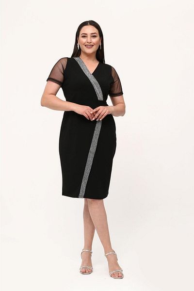 Şirin Butik Rochie neagră pentru damă, mărime mare, cu decolteu dublu, cu detaliu de dungi cu mâneci scurte