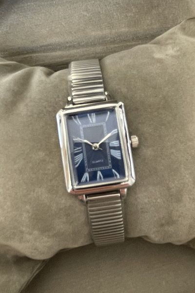 Leerybee Women's Steel Vintage Women's Wristwatch Ns-1