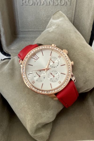 Leerybee Women's Leather Stone Quartz Wrist Watch Ns-2