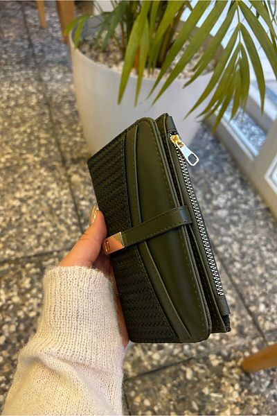 Yuka Atelier Textured Design Faux Leather Wallet