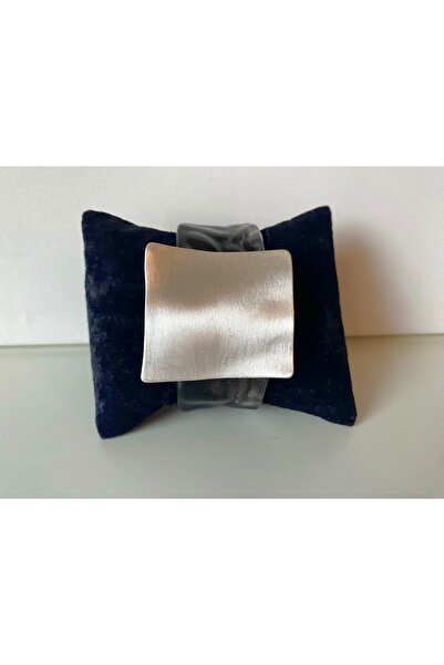 ISTBIRD ACCESSORIES Kemik, kare gümüş  metal detaylı kelepce bileklik