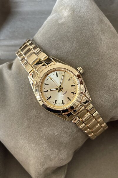 Leerybee ساعة يد نسائية مخصصة باللون الأسود مع حزام معدني بسيط هدية خاصة لعيد...