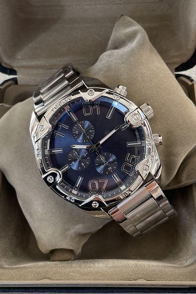 Leerybee Men's Wrist Watch with Large Case Special Box Stylish Design Metal Strap New Year's Birthday Special Gift