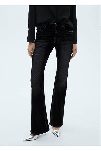 MANGO Woman Low-waisted flare jeans