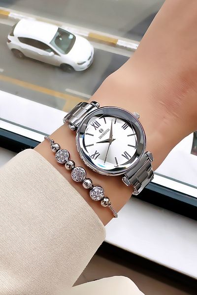 Homies Women's Wristwatch - 3 Atm Waterproof, Silver Color, with Steel Band and Bracelet Hmb3008C3